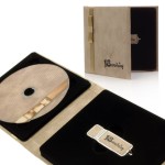 IPCB/U- Etui materiałowe beżowe na pendrive i płytę 18 urodziny