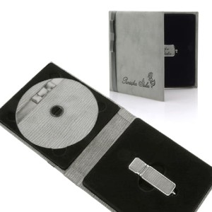 IPCS/A - Etui materiałowe szare na pendrive i płytę pamiątka ślubu