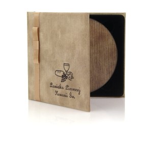 ICB1C - Etui materiałowe beżowe na jedną płytę - format CD pami9atka i komunii św.