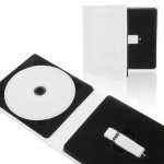 ETUI KOMUNIJNE NA PENDRIVE I PŁYTĘ IPCE/PC SKÓRZANE BIAŁE Z NAPISEM PAMIĄTKA I KOMUNII ŚW.