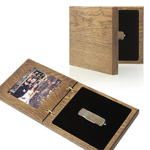 IPFW/I - Etui na pendrive i zdjęcie